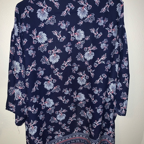 Women’s Kimono - Picture 2 of 4